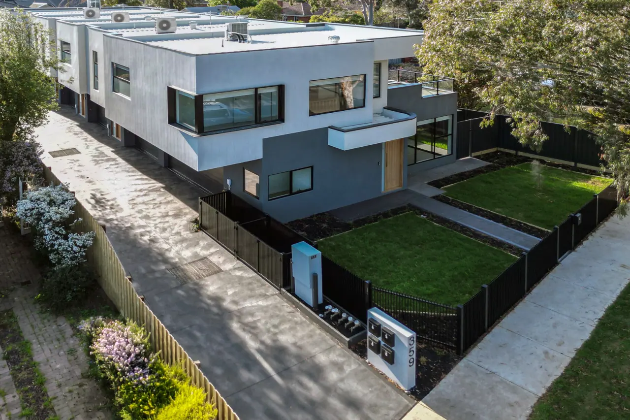 359 Waterdale Road